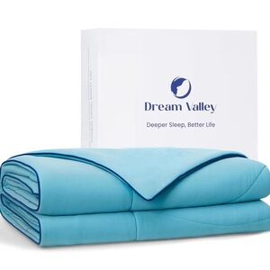 Dream Valley Queen Cooling Comfortable Blue Reversible $150
